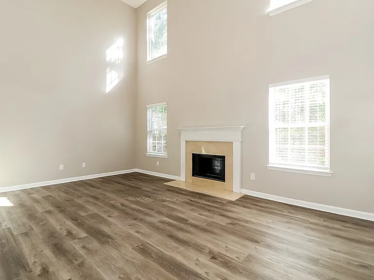 7023 Red Maple Ln — Photo 5
