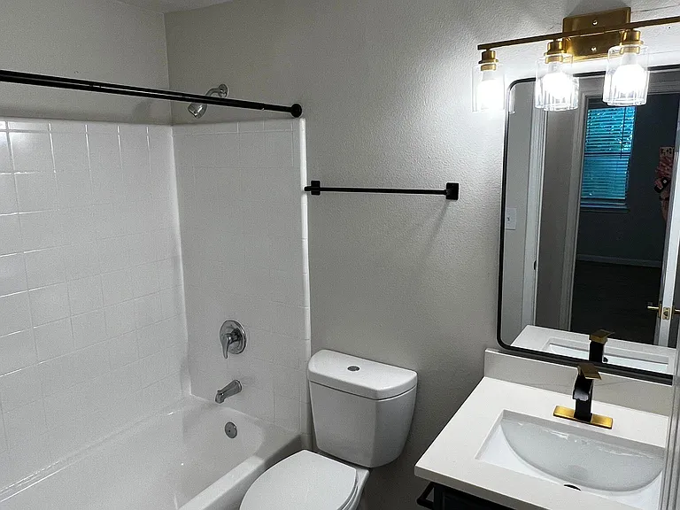 Riata Apartments LLC — Photo 17