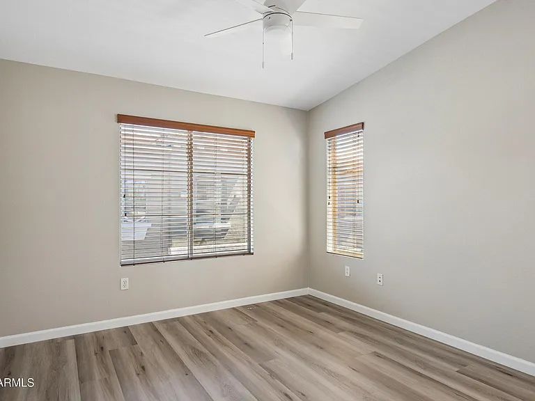 2402 E 5th St #1427 — Photo 17