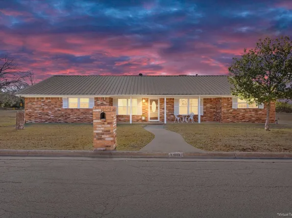 100 Sunny Ln, Gatesville, TX 76528