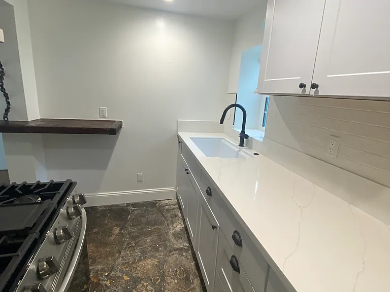 2410 Palm Dr #C — Photo 14