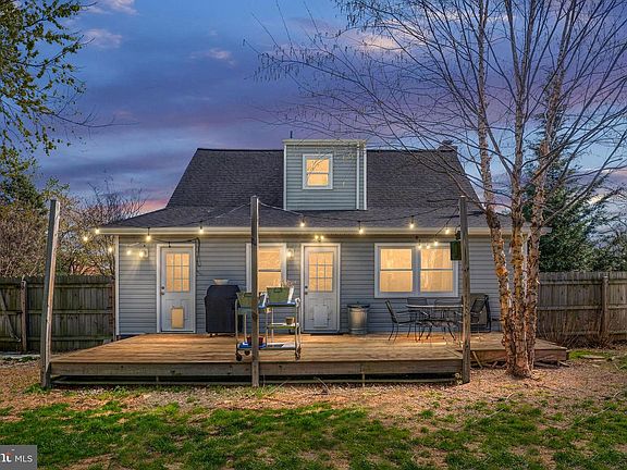 2nd image of 4008 Blake Dr