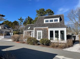 16 Hydrangea Ln #800, Mashpee, MA 02649