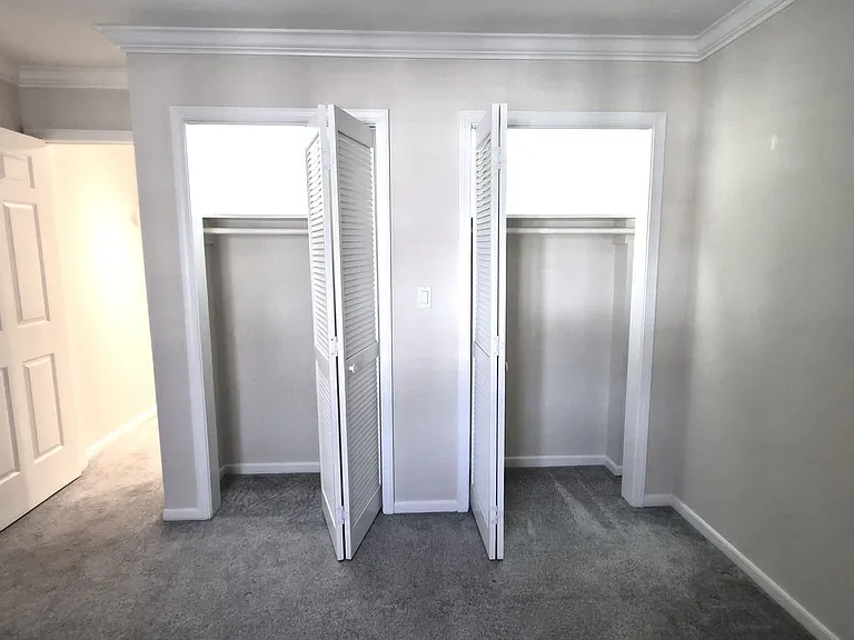 900 N Main St #19 — Photo 15