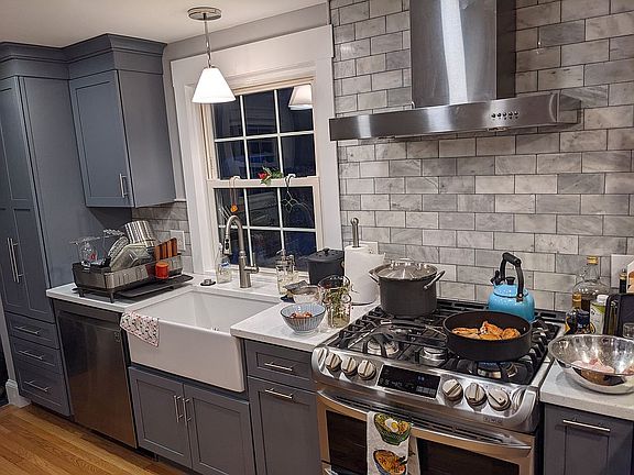 3rd image of 86 Rockland Ave