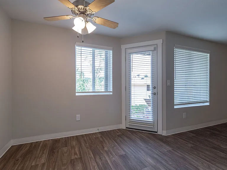 Welcome Home to Stone Creek Apartments at Oregon City! — Photo 25