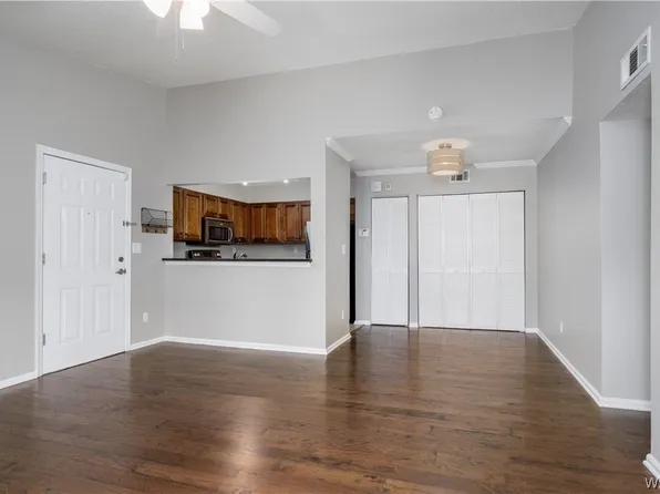 120 15th St E APT 519, Tuscaloosa, AL 35401