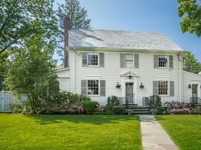 50 Rock Ln, Bronxville, NY, 10528