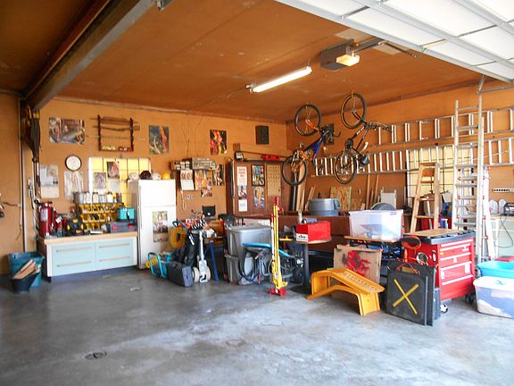 5th image of 6707 Berkshire Dr