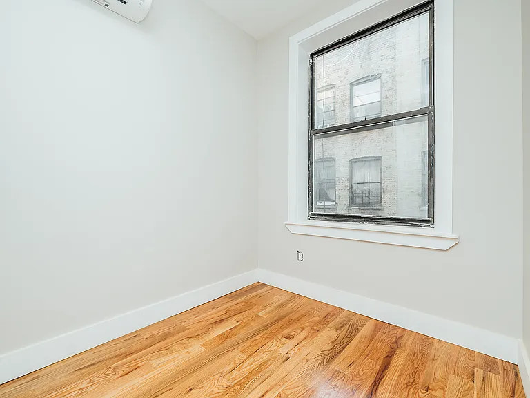 566 Maple St #2F — Photo 14