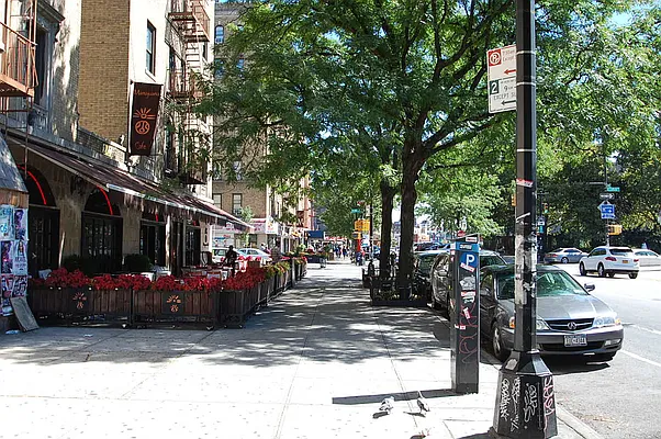 Rented by Bohemia Realty Group | media 12