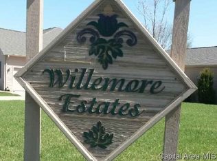 117 Huntington Dr, Auburn, IL 62615