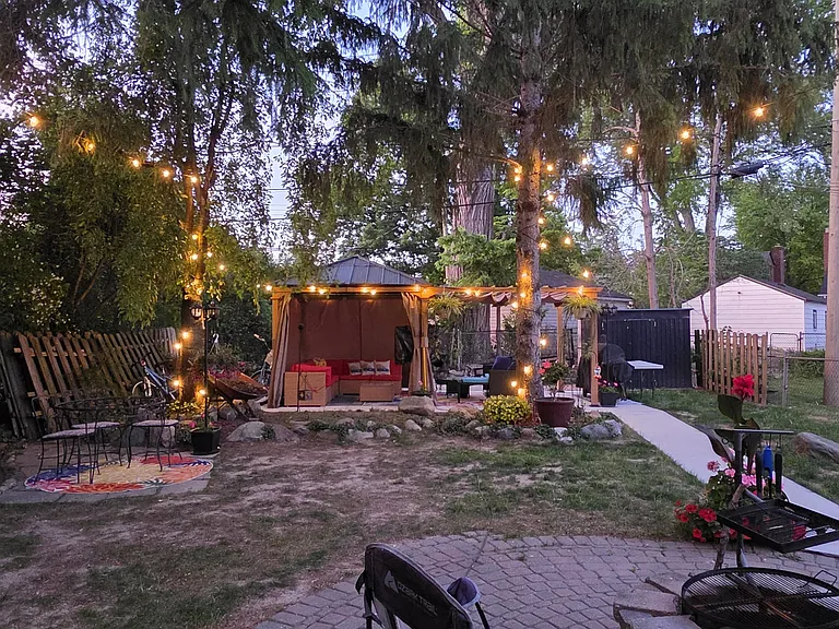 22230 Tenny St — Photo 13