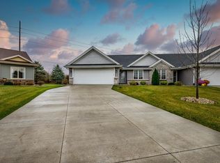 958 E Windfield Ct, Beloit, WI 53511