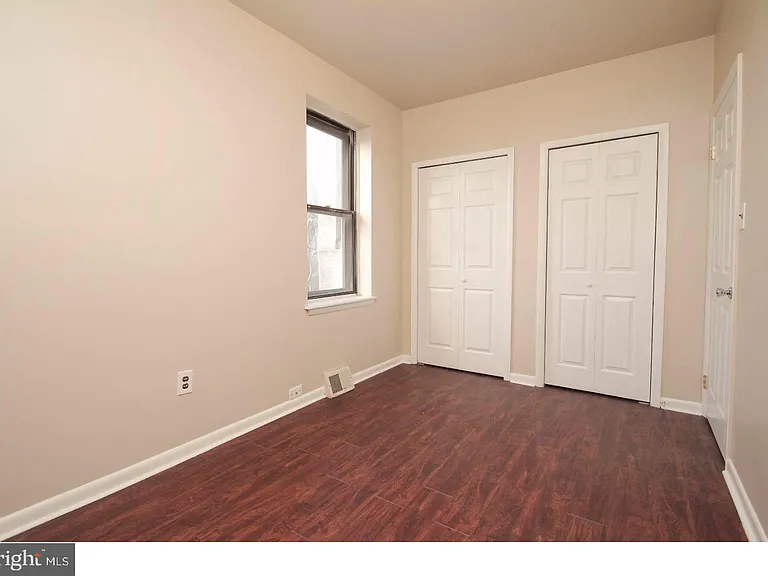 1734 W Diamond St #2 — Photo 16