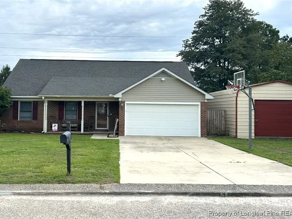 101 Pheasant Ct, Fayetteville, NC 28306