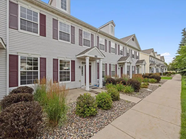 1686 Liberty Cir, Shakopee, MN 55379