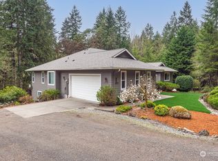 16913 Seminole Rd NE, Poulsbo, WA 98370