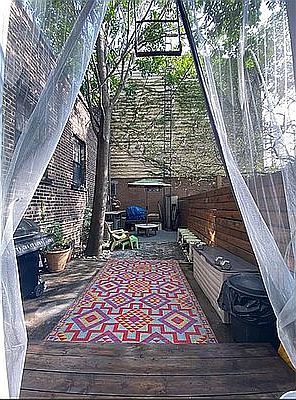 2nd image of 273 Driggs Ave APT 1R