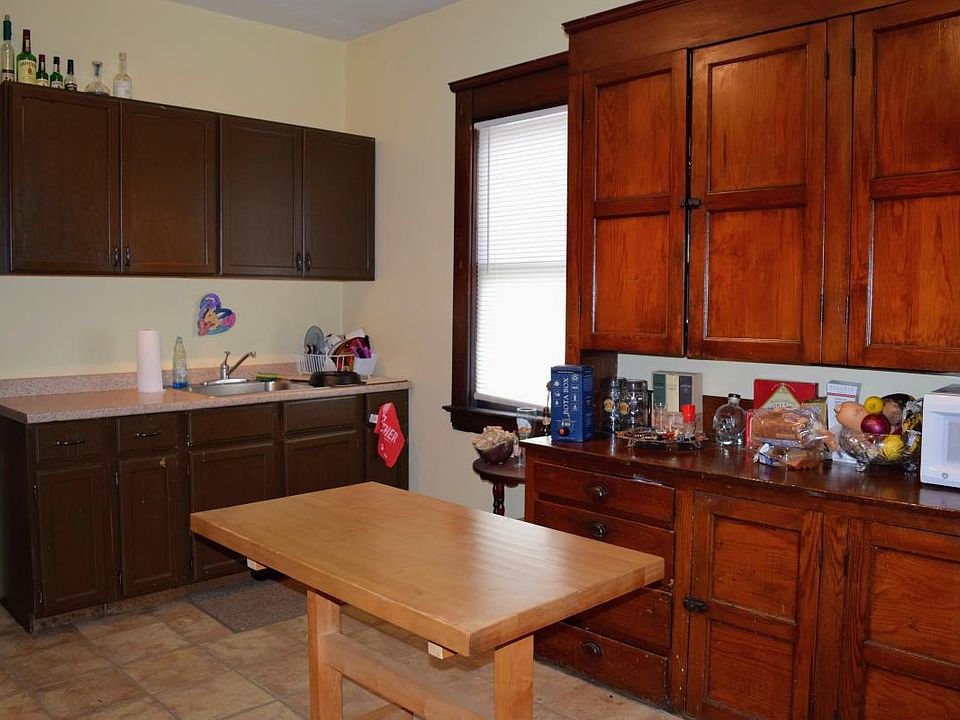 1st image of 3205 Archwood Ave