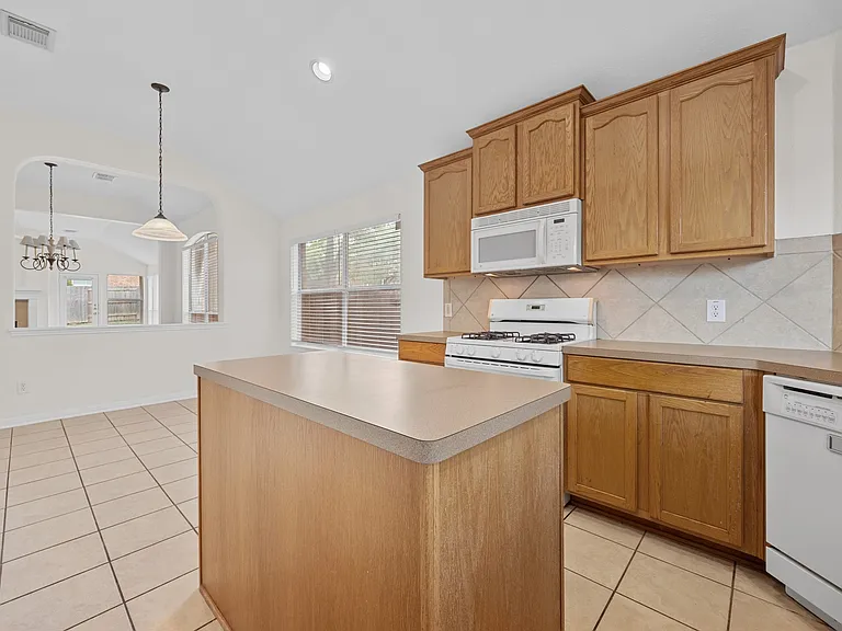 2000 Maize Bend Dr — Photo 17