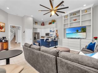 8595 Pepper Tree Way, Naples, FL 34114