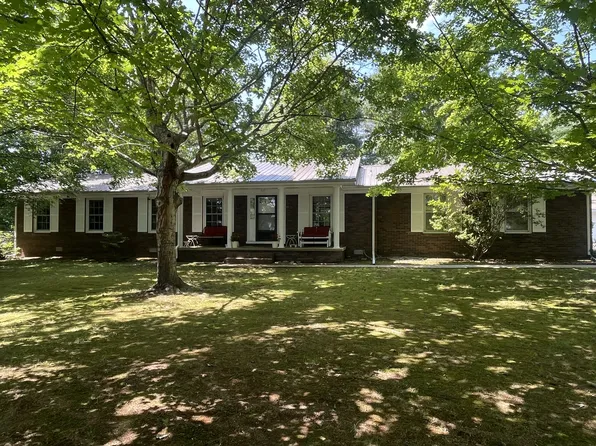 23 Woods Edge Rd, Winchester, TN 37398
