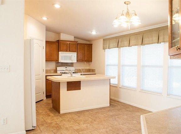 5th image of 10452 S Avenue 23 E