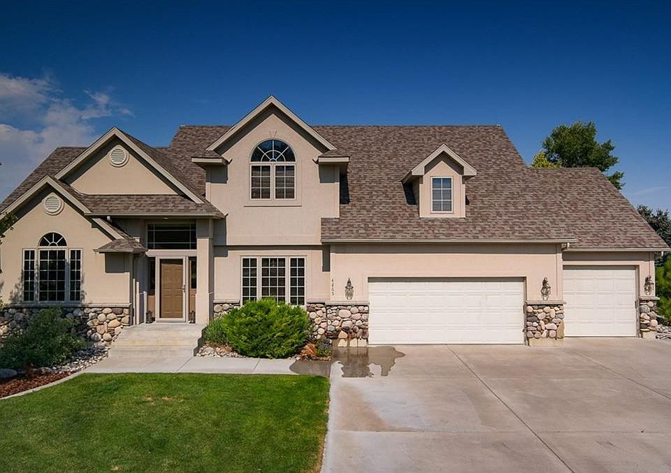 1st image of 4865 Blue Spruce Cir