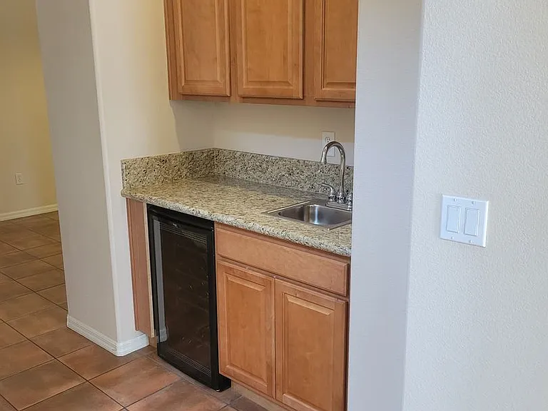 11424 Valentino Ln — Photo 12