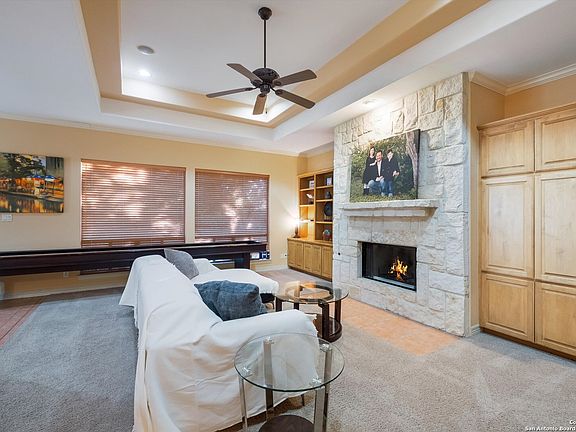 5th image of 702 Bluff Breeze