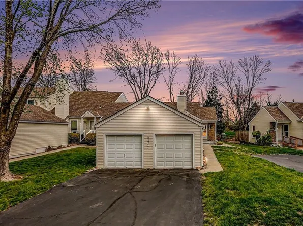 8267 N Revere Ave, Kansas City, MO 64151