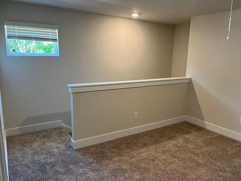854 Thread Way — Photo 33