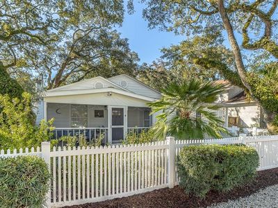 617 Beach Dr, Saint Simons Island, GA, 31522