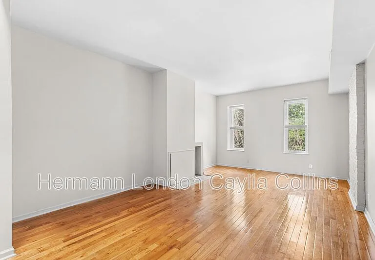 1708 S Tucker Blvd #C — Photo 3