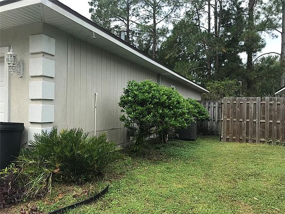 3rd image of 4328 NW 36TH TERRACE