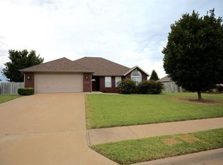 618 Solstice Ave, Lowell, AR 72745