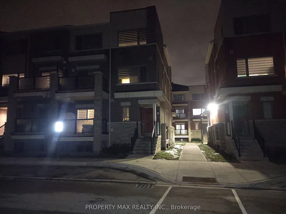 240 Lagerfeld Dr #12