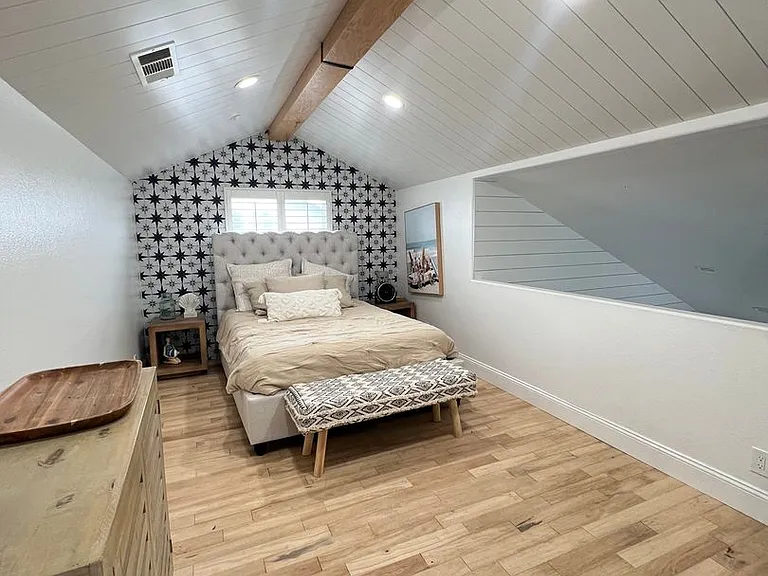 20917 Cabrillo Ln — Photo 16
