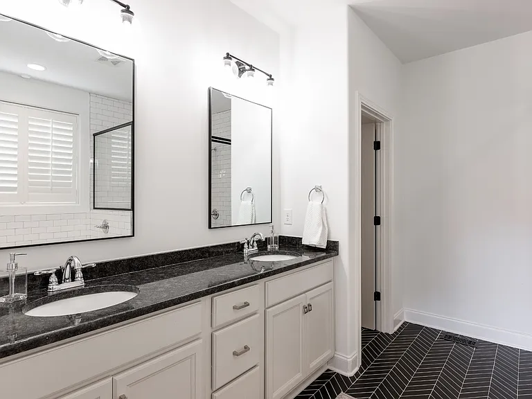 2033 Callaway Park Pl — Photo 22