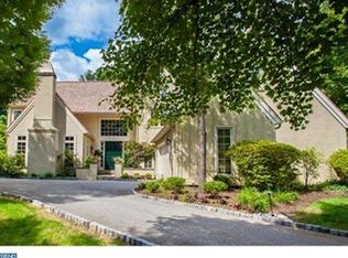 1220 Denbigh Ln, Wayne, PA 19087