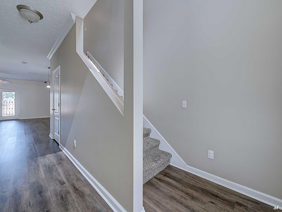 5th image of 6440 Summer Oak Dr