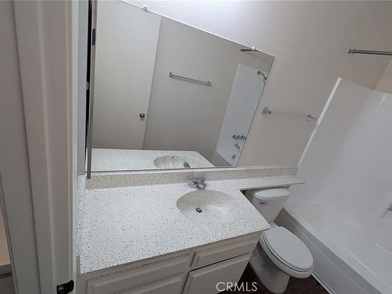 43378 Martini Ct #B — Photo 24