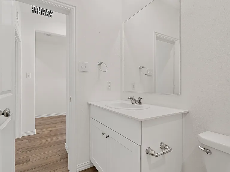1129 Flameleaf Dr — Photo 20