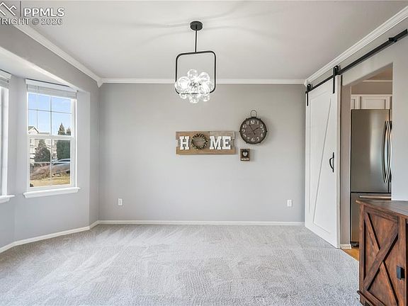 4th image of 531 Fox Run Cir