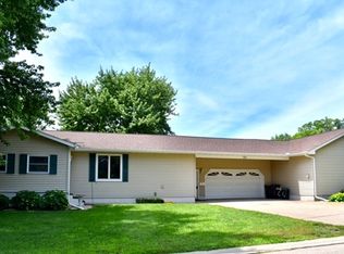 107 13th Ave, Sterling, IL 61081