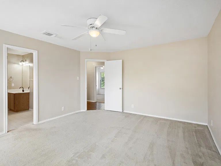 372 Copper Hill Dr — Photo 16
