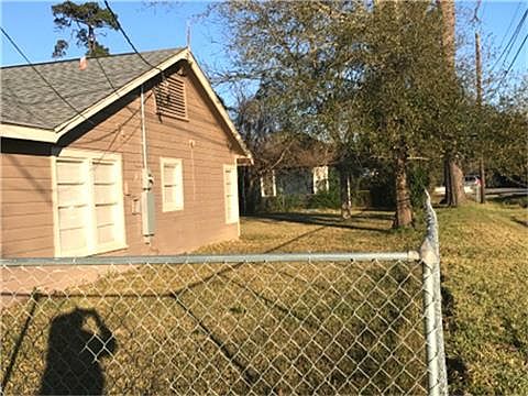 1st image of 3420 Betty Ln