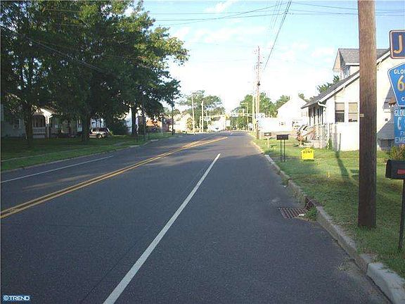 3rd image of 125 Kings Hwy