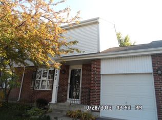 506 Willow Ct, Romeoville, IL 60446